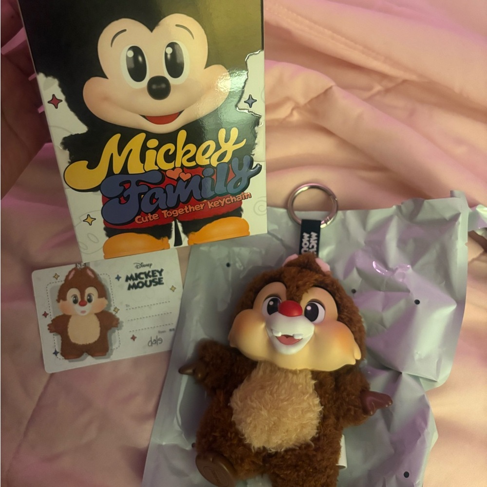 Pop Mart Disney Mickey & Family Pendant - Dale